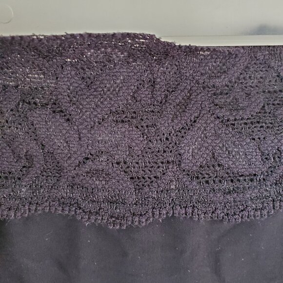 VASSARETTE Half Slip Women's Medium Black Satin & Lace Nylon Stretch Waistband - Picture 5 of 6